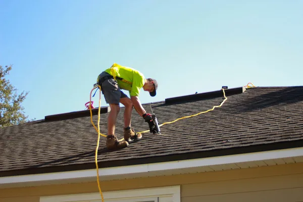 Everstead Roofing professional installing residential roof in Vancouver WA